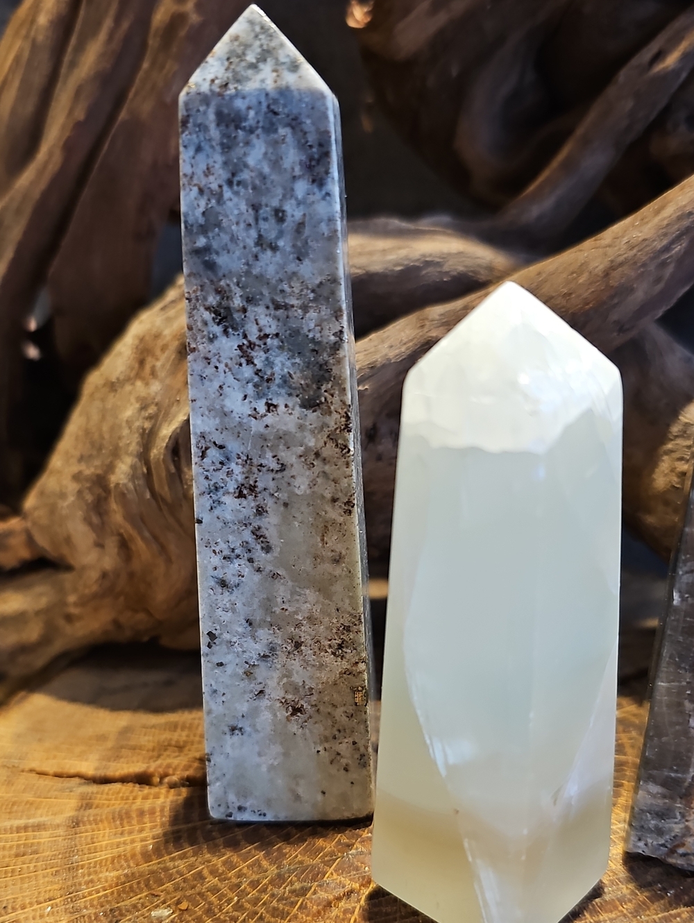 Polished Crystal Tower Set - White and Gray Decorative Obelisks - Picture 3 of 5